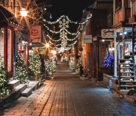 Luxury Christmas Markets of Old Quebec at Fairmont Le Chateau Frontenac ~ November 27 - 30, 2026 (4 Days)