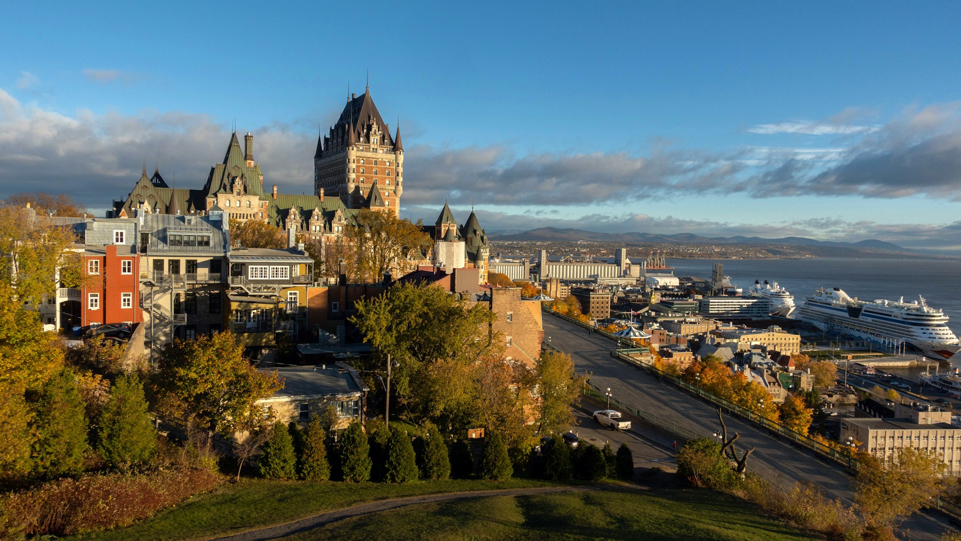 Knit City Montreal ~ April 15 – 18, 2027 (4 Days) — photo 1